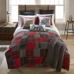 Donna Sharp Red Forest Twin Quilt Set