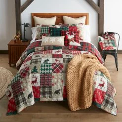 Donna Sharp Christmas Lodge Deer Decorative Pillow, Y20161 -Donna Sharp Sales Store 1690442 A2