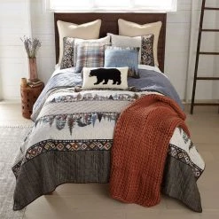 Donna Sharp Retro Forest Quilt Set